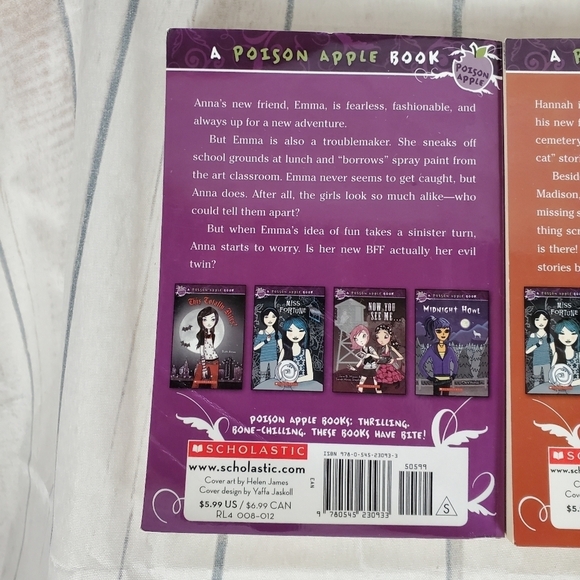 2/$25 Poison Apple  Books Set of 3 Scholastic - Picture 7 of 11